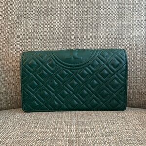 TORY BURCH FLEMING WALLET ON CHAIN